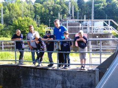 Amateurfunker besuchen Wasserkraftanlage RW